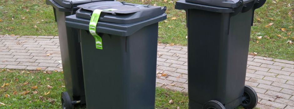 Verwunderung über nicht geleerte Mülltonnen