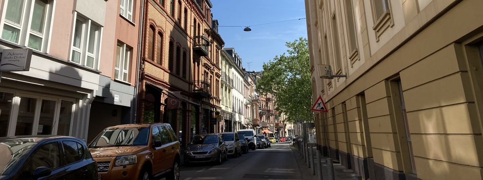 Mann (47) mit Messer verletzt