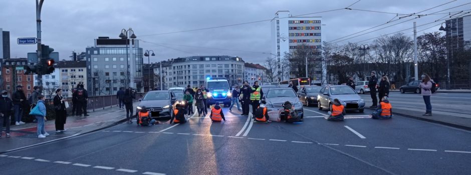 So lief die zweite Aktion der Klima-Kleber in Mainz