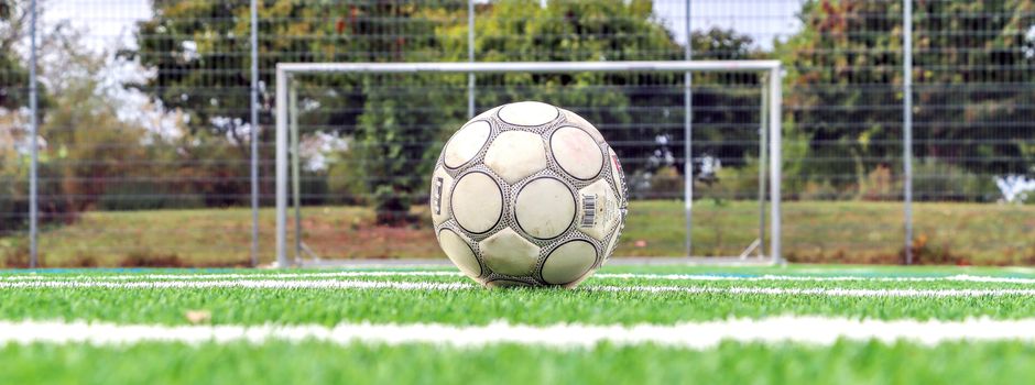 ANPFIFF - Instandsetzung des Bolzplatz-Belags