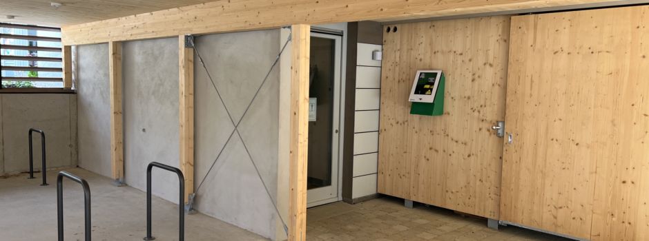 Defibrillator in der Fahrradgarage