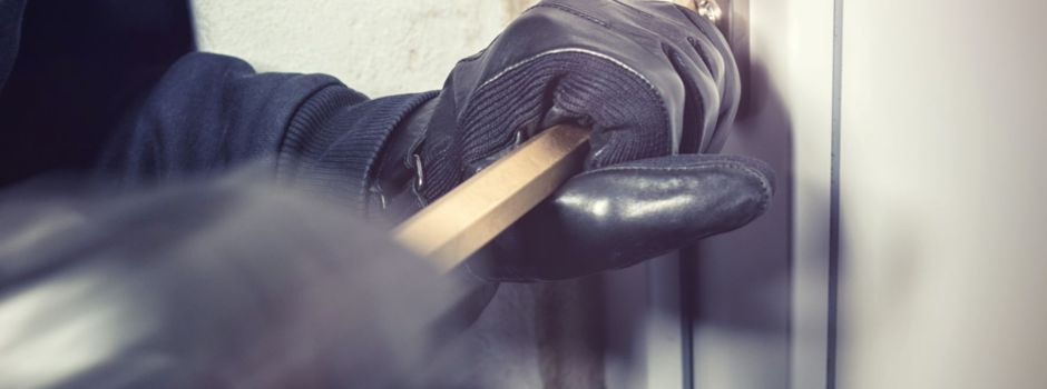 Mainzer Polizei warnt vor verdächtigen Plastikstreifen an der Haustür