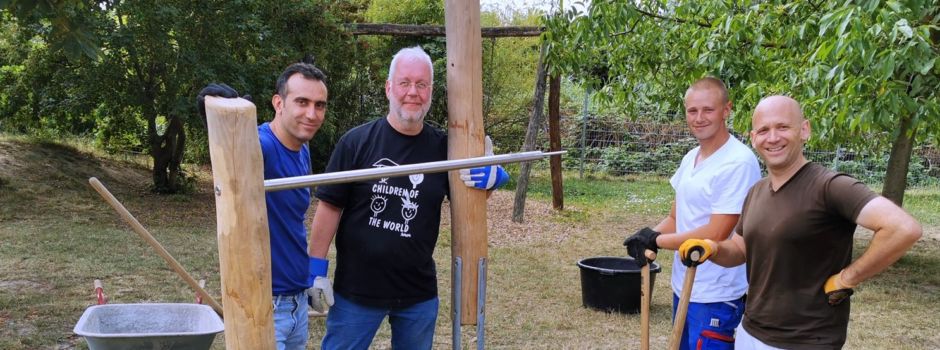 Neue Reckstangen für Kita Gänsaugraben in Oppenheim