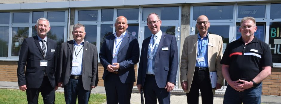 Hessens Innenminister Prof. Dr. Poseck besuchte Erstaufnahmeeinrichtung