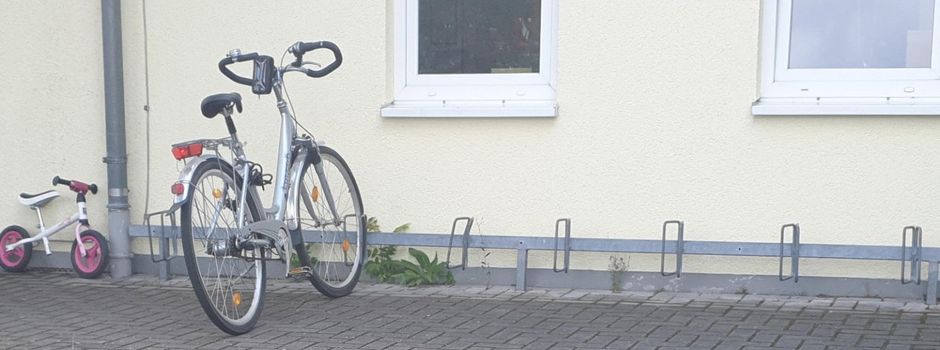 Stadt Niederkassel bemängelt fehlende gute Fahrradabstellmöglichkeiten beim Einkaufen