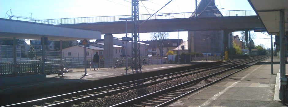 Betrunkene prügeln sich in Budenheim und schlafen nebeneinander ein