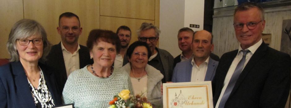 Heidi Flierl mit silberner Bürgermedaille ausgezeichnet