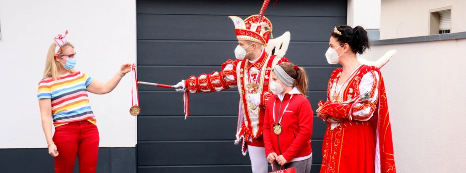 Ranzeler Prinzenpaar kam zur Preisübergabe nach Rheidt