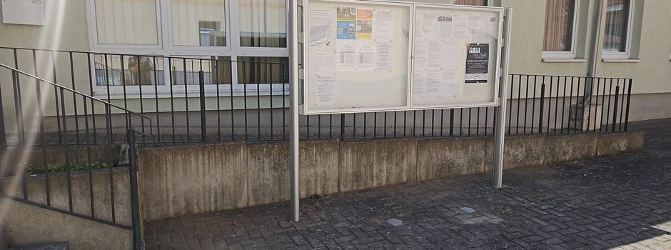 Neuer Schaukasten am Dorfgemeinschaftshaus