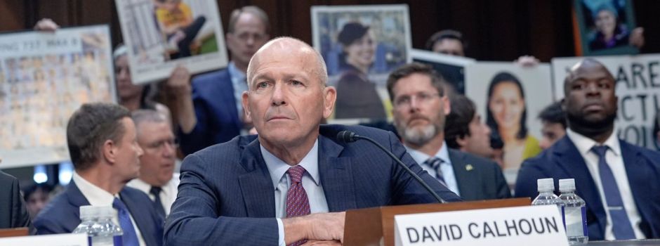 Boeing-Chef entschuldigt sich für 737-Max-Abstürze