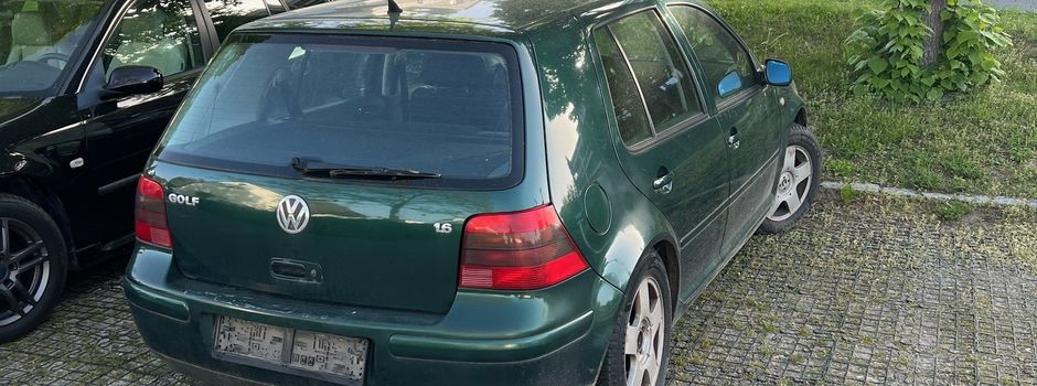 Zeugenaufruf - abgemeldetes Fahrzeug im Bereich Unterösch