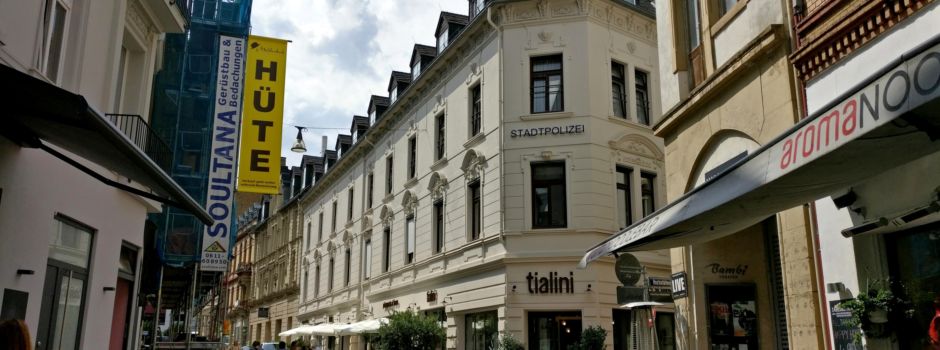 Wiesbadener Stadtpolizei nimmt Zigarettenstummel-Wegwerfer ins Visier