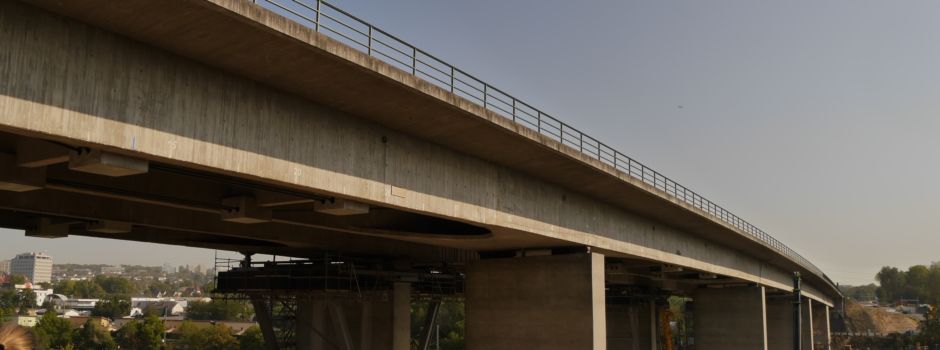 Salzbachtalbrücke bei Wiesbaden vollgesperrt