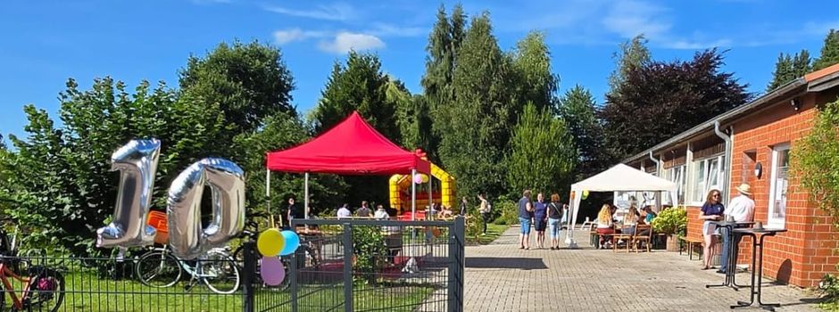 Glitzertattoos, Hüpfburg und Kontakte