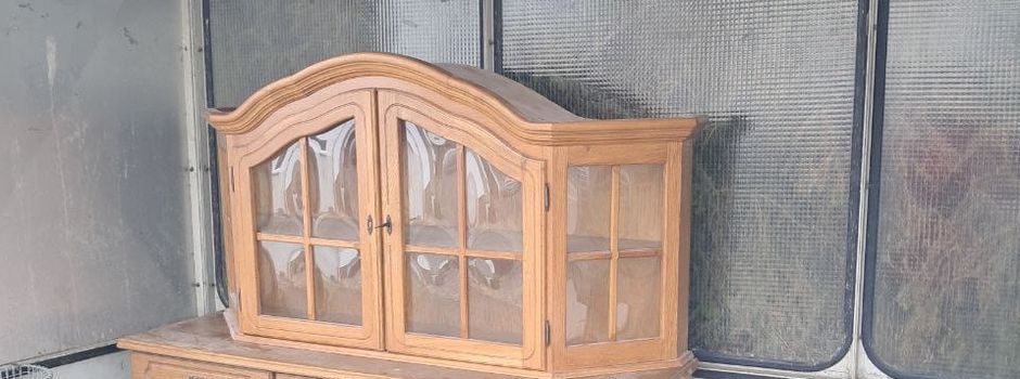 Bücher-Tausch-Regal geöffnet!