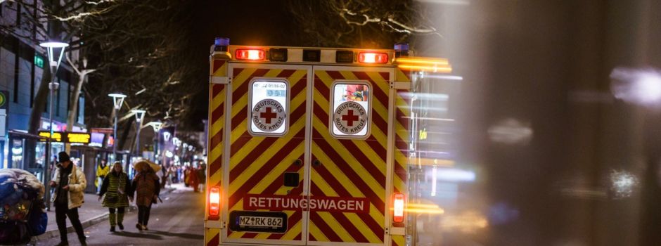 Blutlache gefunden: Aufmerksame Mainzerin hilft Verletztem