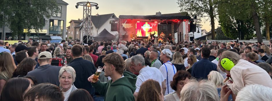 Kölsche Lebensfreude pur auf dem Mondorfer Adenauerplatz