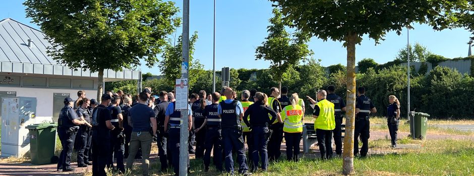 Bei Kontrolle von Abfalltransporten: Duo mit gefälschten Pässen entlarvt