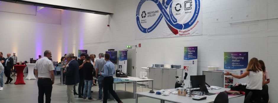 Recycling Atelier: Nachhaltige Modellfabrik als Weltpremiere