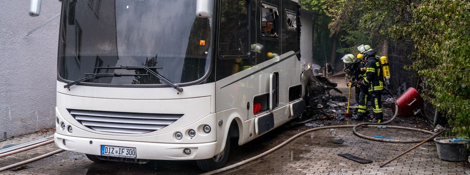Wohnmobil in Koblenz ausgebrannt - Fahrer verletzt