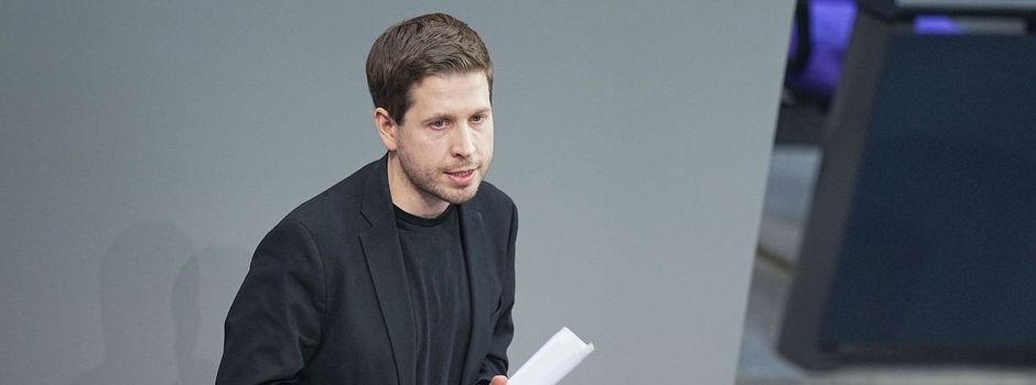 Abschied am Rednerpult: Kühnerts Appell an die Demokratie