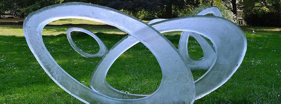 Führungen durch die Ausstellung „Glasplastik und Garten“
