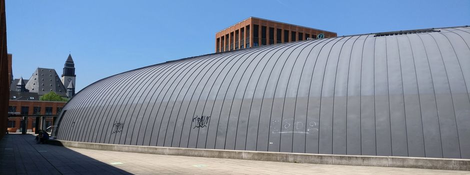 17-Jähriger auf dem Dach des Lili Wiesbaden ausgeraubt und verletzt