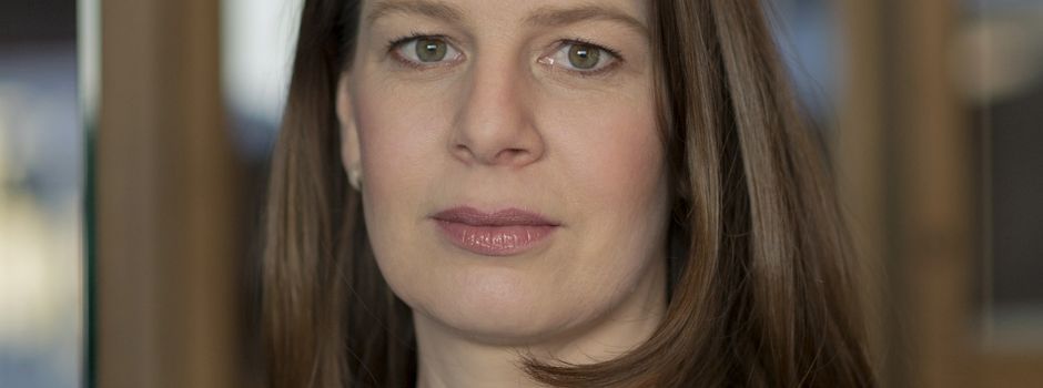 Mareike Krügel liest aus „Alle wissen hier alles“