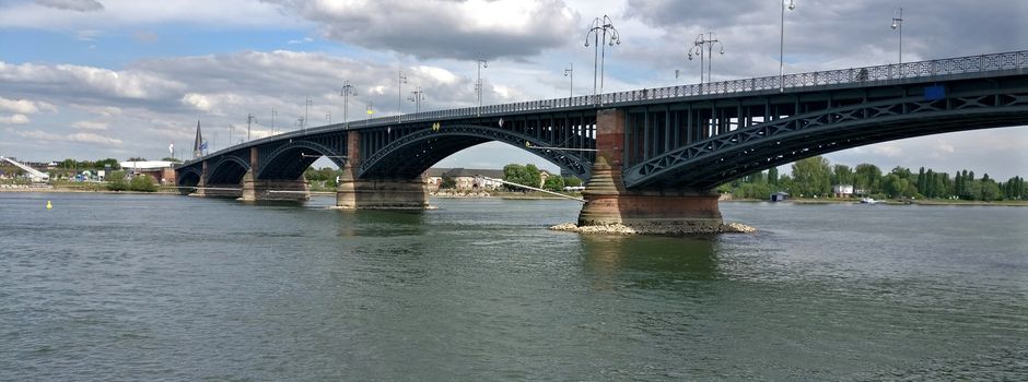 Warum regelmäßig Verkehrskontrollen auf der Theodor-Heuss-Brücke stattfinden