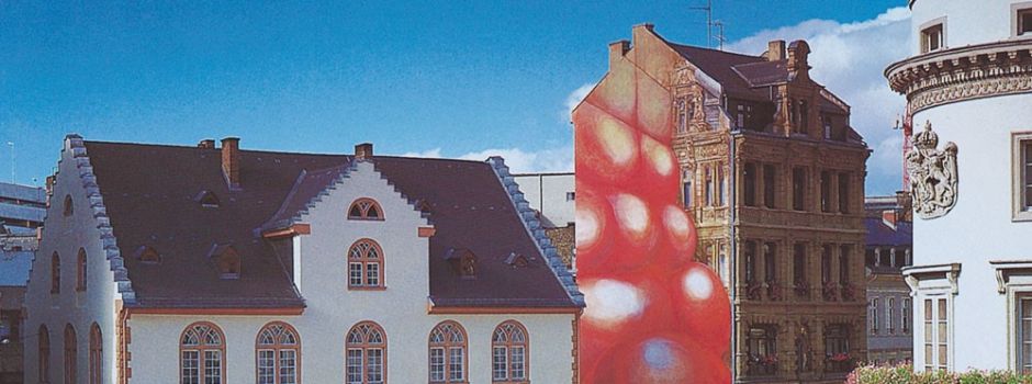 Rote Blasen am Schlossplatz könnten bald wieder dunkelrot sein