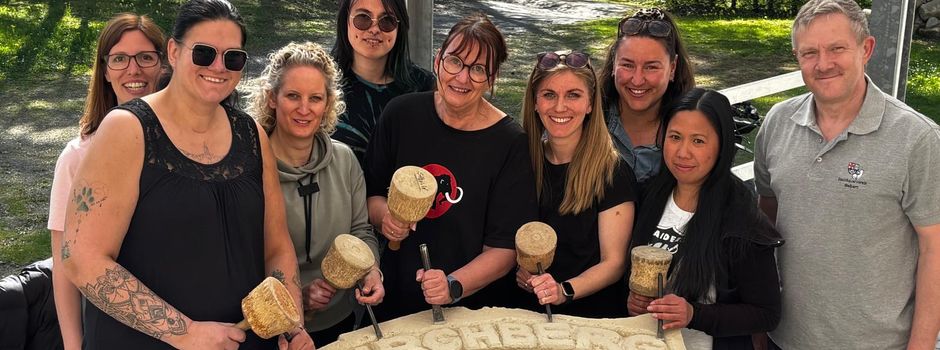 Erzieherinnen der Kindertagesstätte Kirchbergzwerge zu Gast beim Steinhauerverein