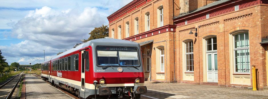 Frühling auf Schienen – nostalgisch durchs aufblühende Wippertal 