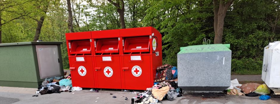 Kleidercontainer in Herzebrock-Clarholz: Überfüllung und Vermüllung gefährden gemeinnütziges System