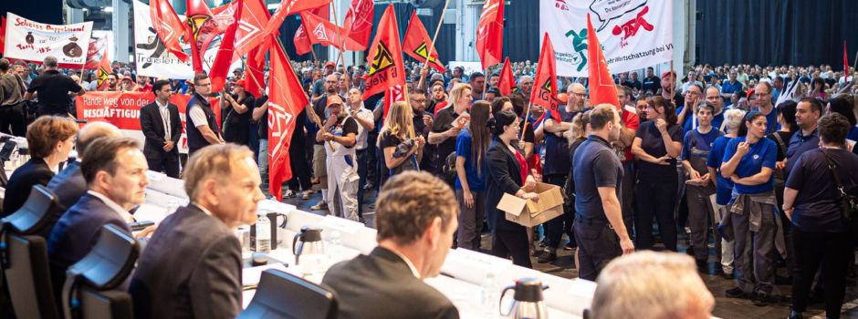 VW-Spitze verteidigt auf Betriebsversammlung Sparkurs