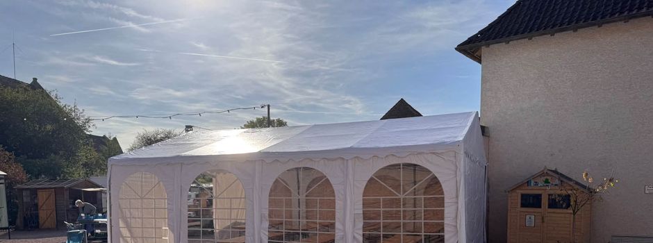 Neue Zeltplane für den Selzer Wochenmarkt