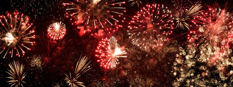 Großes Feuerwerk am Mainzer Rheinufer