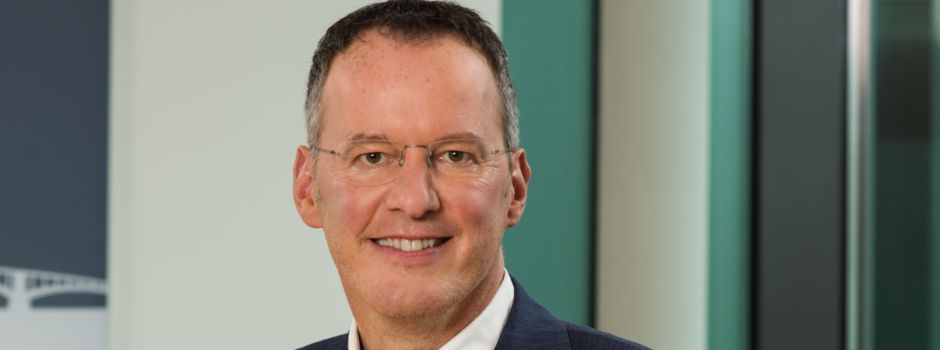 Ebling über frühe Impfungen im Profifußball: „Multimillionäre sollen sich schämen“