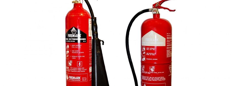 Überprüfung der Feuerlöscher
