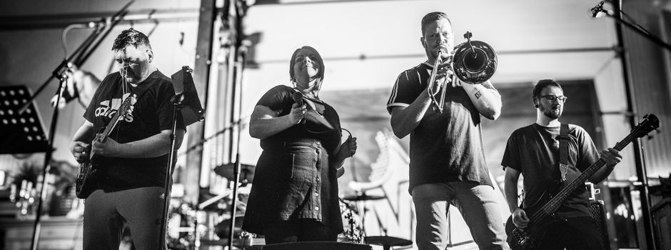 „Mila und die Superstars“ in Munster