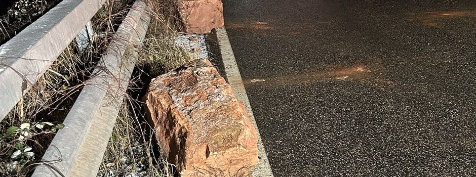 L431 bei Nackenheim nach Felssturz voll gesperrt