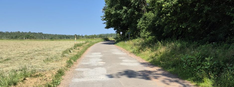 Notreparatur Wirtschaftsweg zum Eichwaldstadion