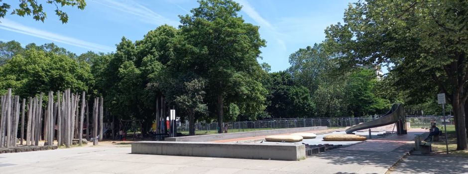 Jugendliche schubsen, treten und bespucken Mainzerin (33)