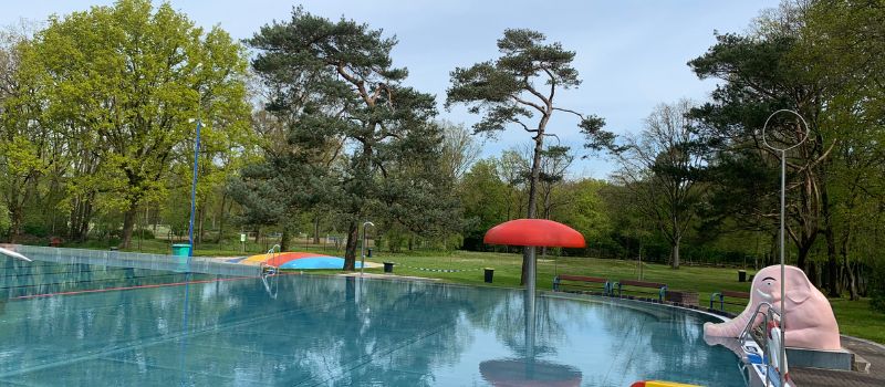 Neues Online Ticketsystem und Frühschwimmen im Freibad