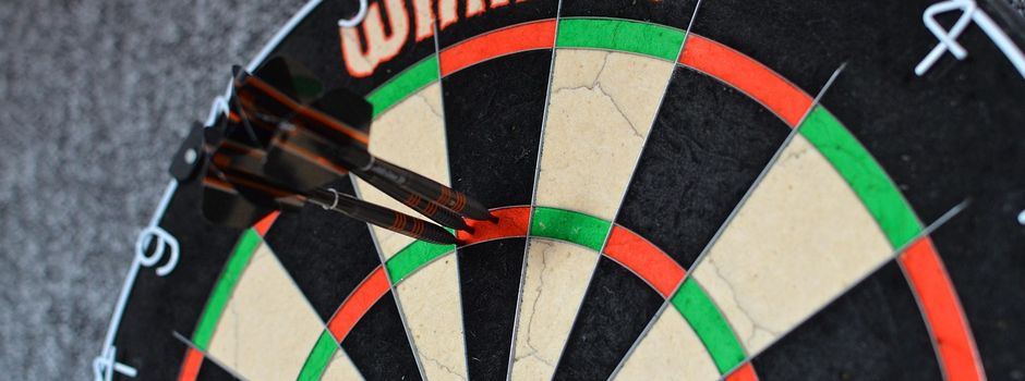 Darts WM Endspiel + Apres Ski in der Musikkneipe