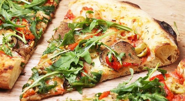 Die leckerste Pizza Augsburgs: Stimmt jetzt für euren Favorit!
