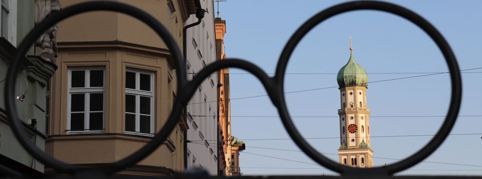 Hoch die Hände: Das steht am Wochenende in Augsburg an
