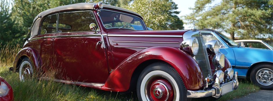 Tolle Oldtimer, Nostalgie pur, Tombola, Schützenverein und buntes Programm