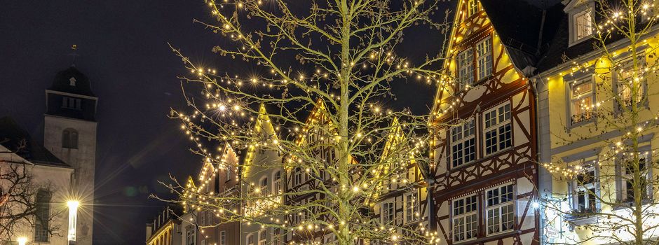 Neue Weihnachtsbeleuchtung für Hachenburg dank Förderprojekt „Innenstadt-Impulse“