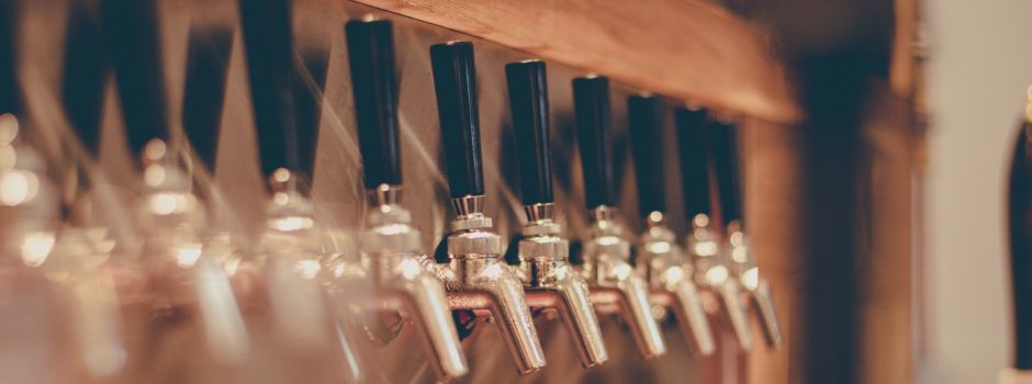 Mehrere Kneipenschlägereien in Wiesbaden