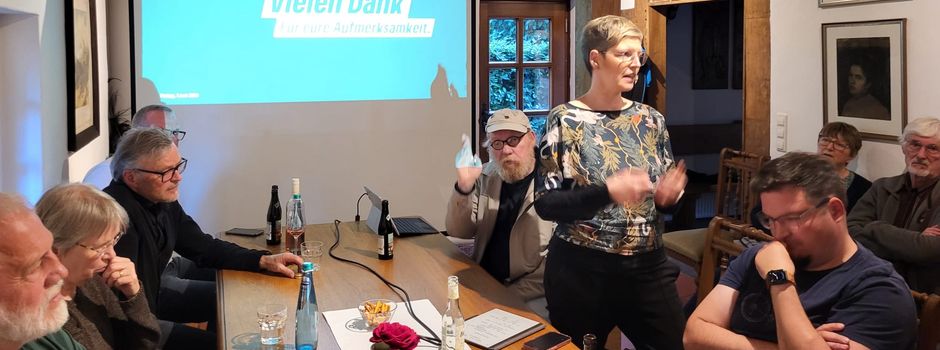 Öffentliche Informations- und Mitgliederversammlung zur Einreichung der Planfeststellungsunterlagen zur B64n gut besucht